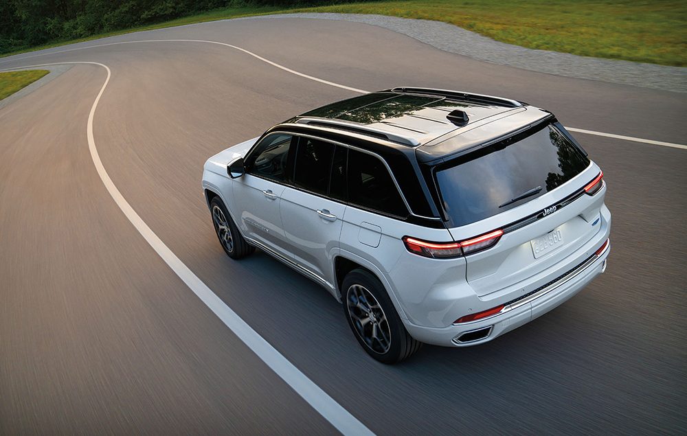 Jeep® Grand Cherokee Exterior Trim, Wheels, & Rims