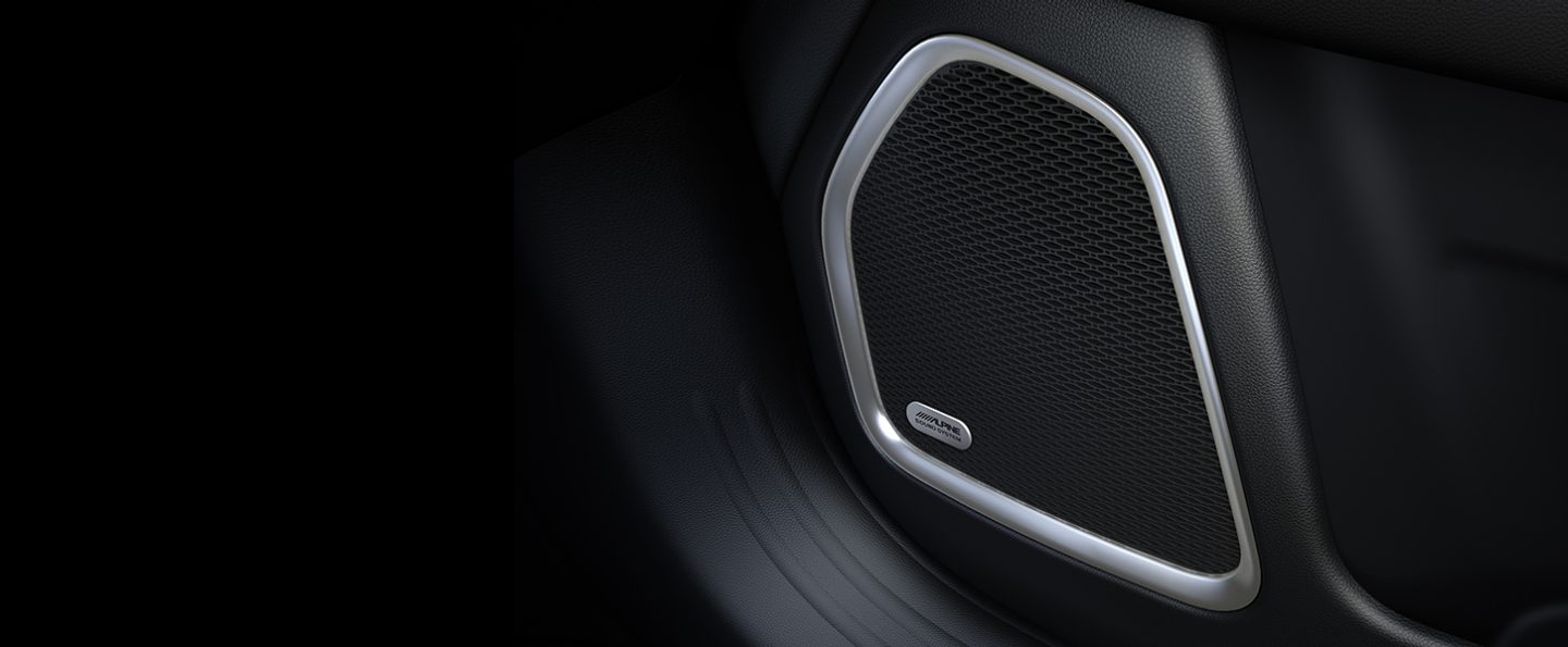 Alpine speaker in the door panel of the 2020 Jeep Compass High Altitude.